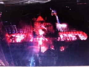 ノートルダム大聖堂火災