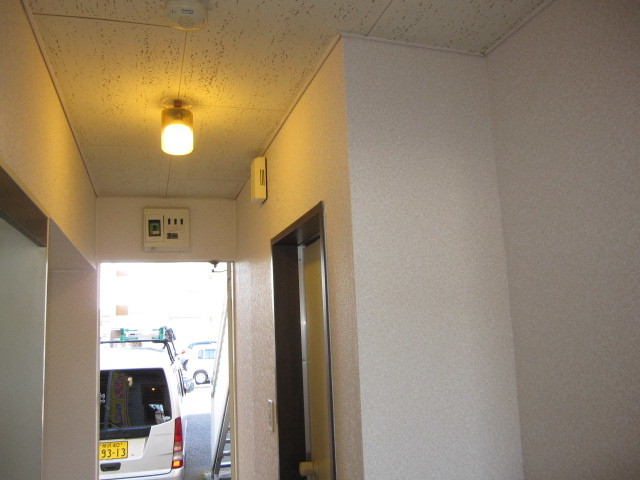 埼玉県所沢市　空き室賃貸物件原状回復２ＤＫクロス張替え　作業完了後　２