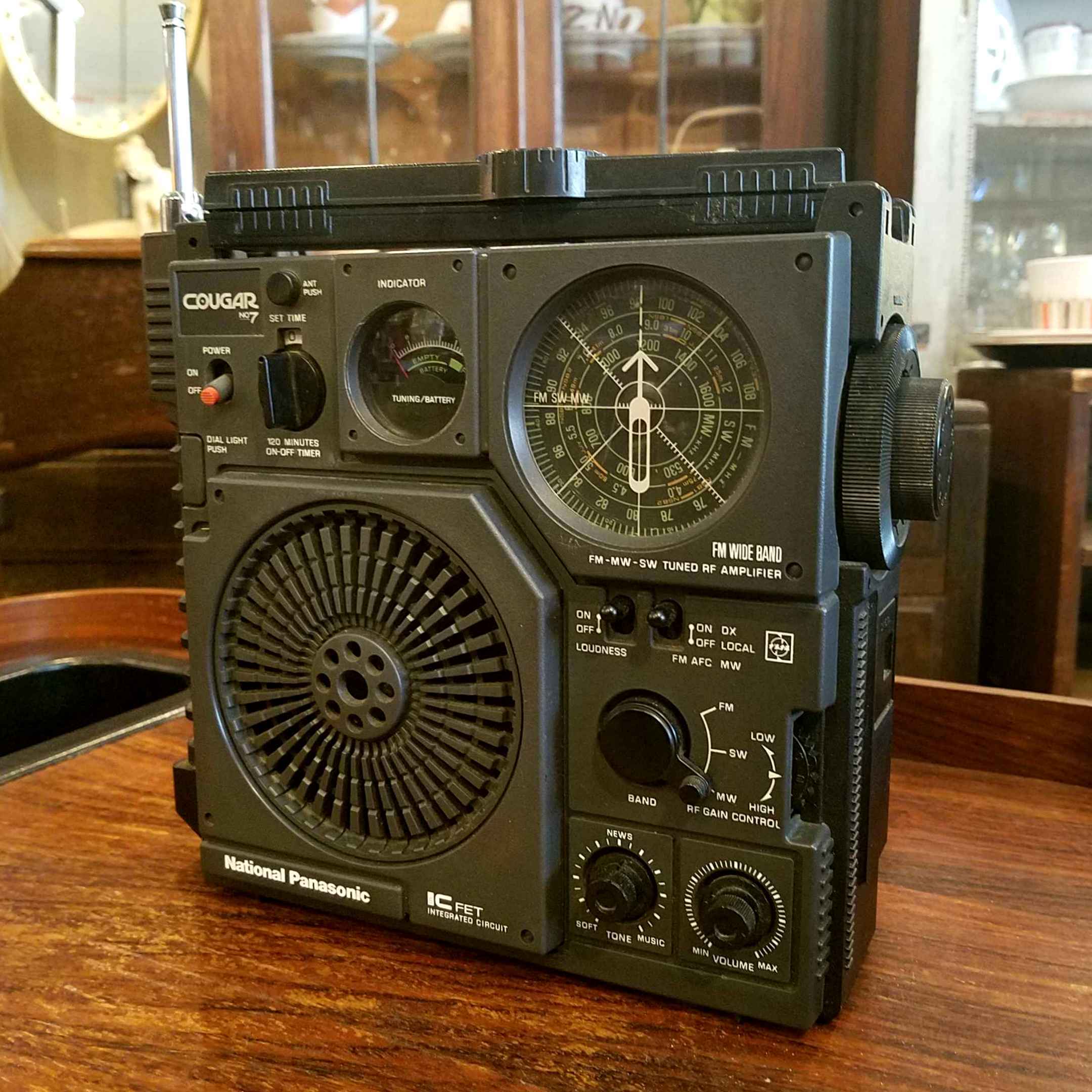 昭和レトロなbclラジオの名機 ナショナル クーガー7 Sold Out 過去の販売商品